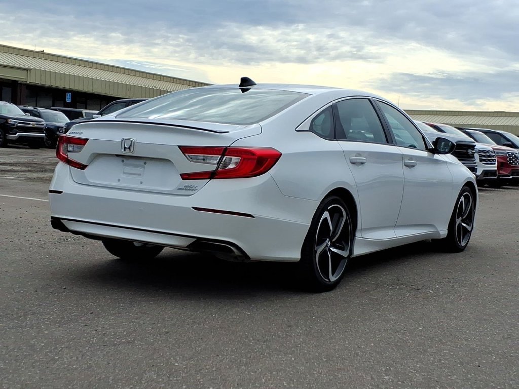 Used 2022 Honda Accord Sport image 5