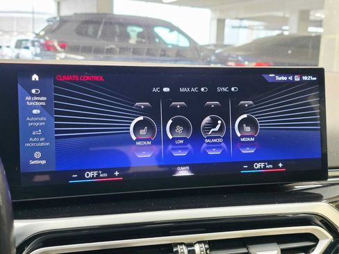 Certified 2023 BMW i4 eDrive35 w/ Premium Package RWD image 15