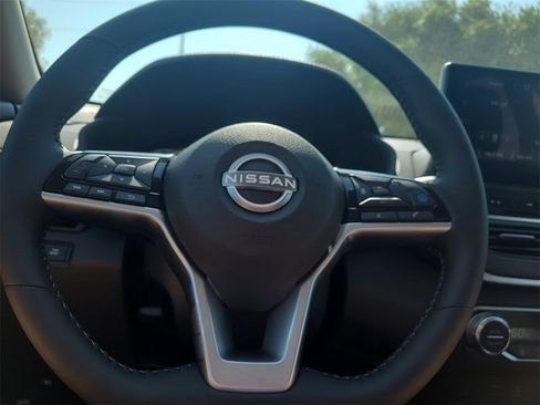 New 2025 Nissan Altima 2.5 SV w/ SV Premium Package image 20