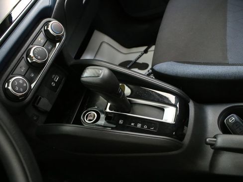 Used 2025 Nissan Versa SV w/ Trunk Package FWD image 18