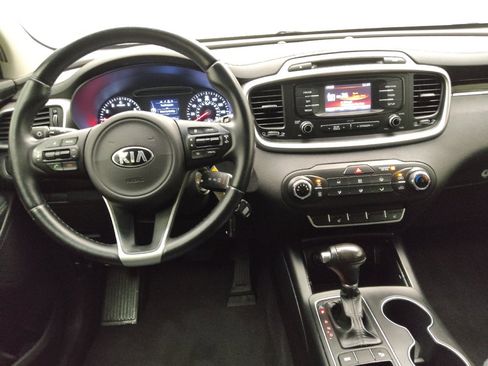 Used 2016 Kia Sorento FWD w/ LX Convenience Package image 22