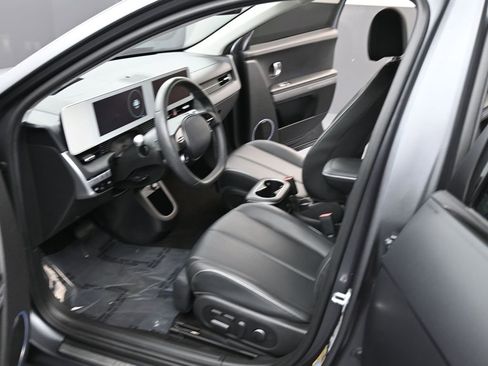 Certified 2023 Hyundai Ioniq 5 Limited w/ Cargo Package image 13