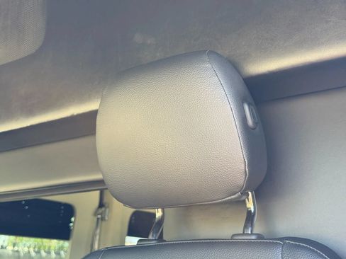 Used 2023 Mercedes-Benz Sprinter 3500 image 89