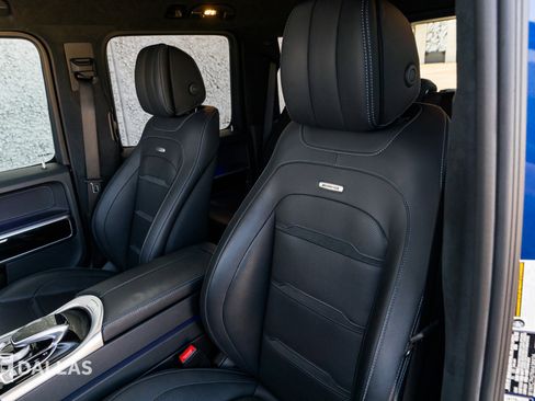 Used 2022 Mercedes-Benz G 63 AMG 4MATIC w/ G Manufaktur Interior Package image 23