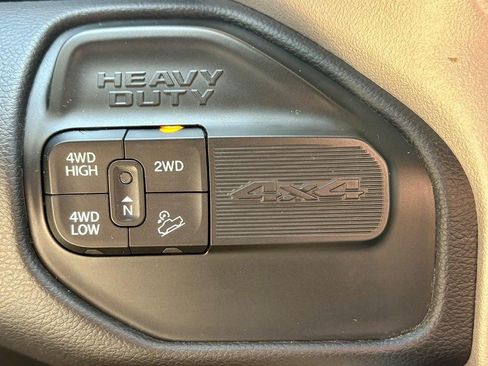 Used 2023 RAM 2500 Laramie AWD/4WD image 20