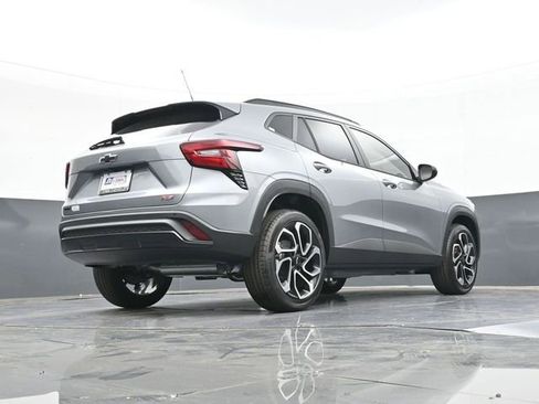 New 2026 Chevrolet Trax RS w/ Driver Confidence Package FWD image 44