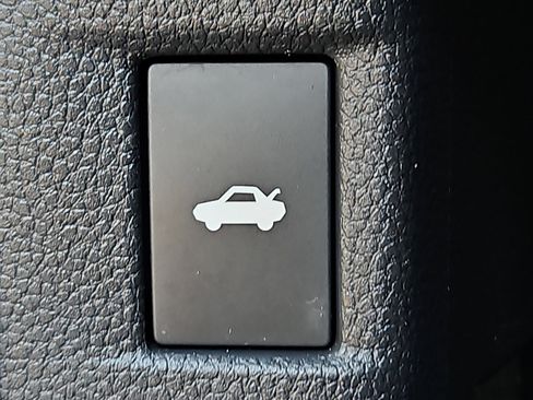 Used 2023 Honda Accord EX image 28
