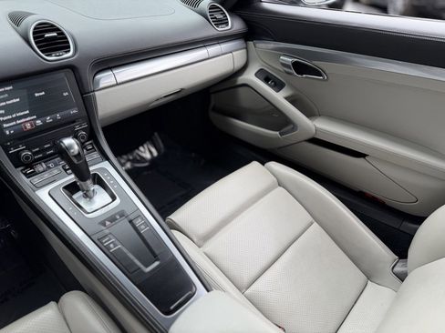 Used 2018 Porsche 718 Cayman image 38