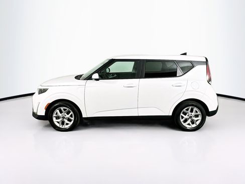 Used 2024 Kia Soul LX w/ Option Group 015 image 4