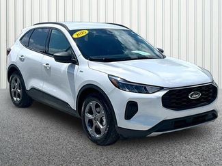 Used 2025 Ford Escape ST-Line FWD video 1