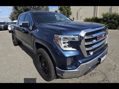 Used 2021 GMC Sierra 1500 SLE RWD image 2