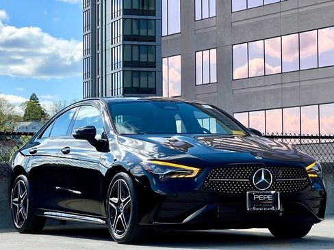 Used 2026 Mercedes-Benz CLA 250 4MATIC image 1