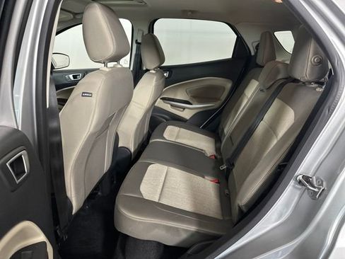 Used 2019 Ford EcoSport SE w/ SE Convenience Package image 30