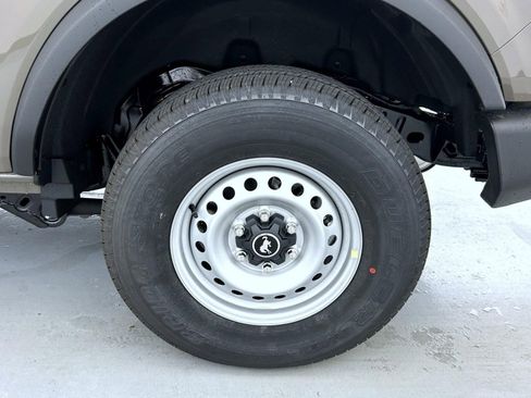 New 2025 Ford Bronco 4-Door image 22