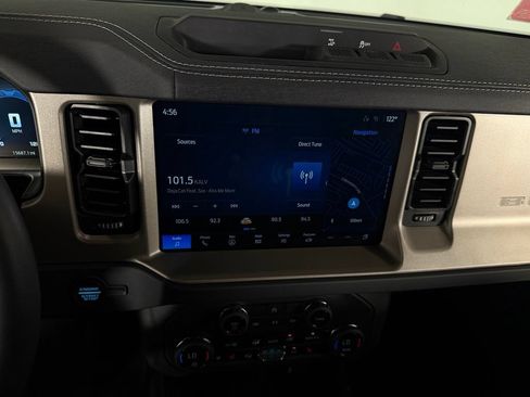 Used 2025 Ford Bronco Outer Banks AWD/4WD image 20