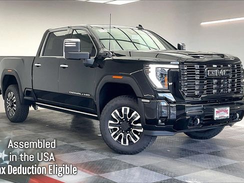 New 2026 GMC Sierra 2500 Denali Ultimate w/ Max Trailering Package AWD/4WD image 1