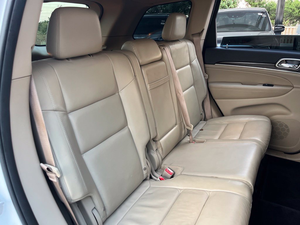 Used 2017 Jeep Grand Cherokee Limited RWD image 28