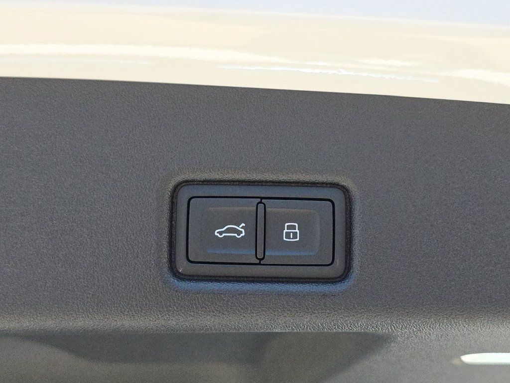 New 2026 Audi Q5 2.0T AWD/4WD image 13