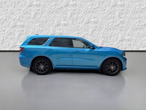 Used 2018 Dodge Durango R/T w/ Technology Group AWD/4WD image 2