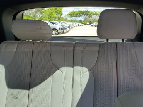 New 2026 Cadillac Vistiq Luxury image 6