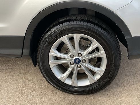 Used 2018 Ford Escape SE image 8