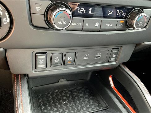 Used 2026 Nissan Frontier PRO-4X AWD/4WD image 17