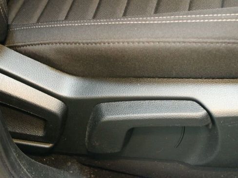 Used 2020 Ford Ranger XLT w/ XLT Sport Appearance Package image 12