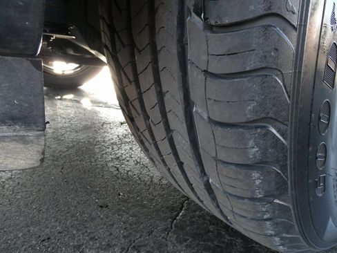 Used 2018 Ford Explorer Limited w/ Equipment Group 301A image 12