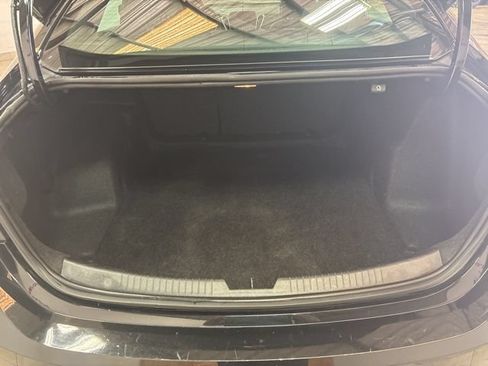 Used 2025 Chevrolet Malibu LT FWD image 12