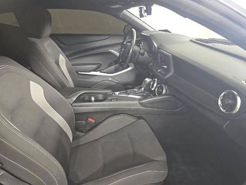 Used 2022 Chevrolet Camaro LT RWD image 16