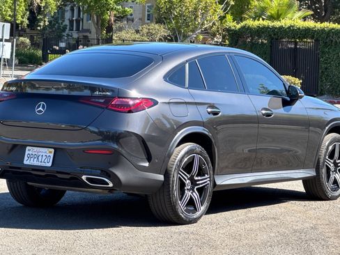 Used 2024 Mercedes-Benz GLC 300 4MATIC image 4