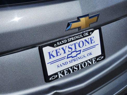 Used 2023 Chevrolet Equinox LT image 11