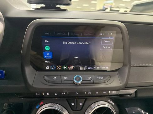Used 2020 Chevrolet Camaro SS RWD image 18