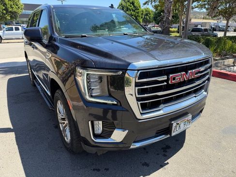 Used 2023 GMC Yukon SLT AWD/4WD image 2