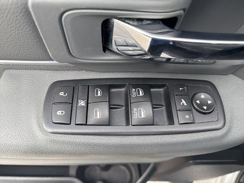 Used 2016 RAM 1500 Big Horn image 19