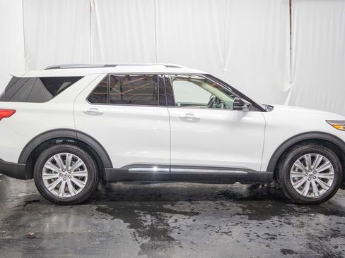 Used 2020 Ford Explorer Limited image 4