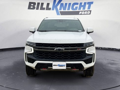 Used 2021 Chevrolet Suburban Z71 w/ Z71 Off-Road Package image 8