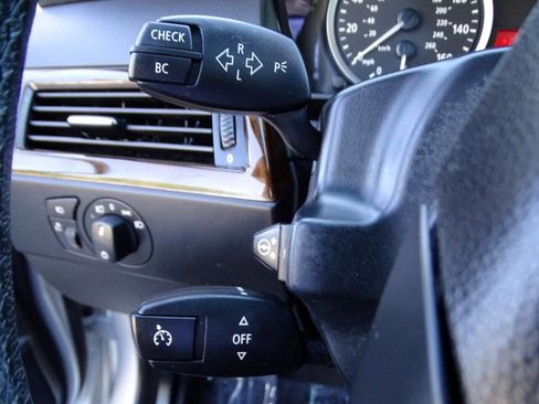 Used 2007 BMW 530xi Wagon image 62