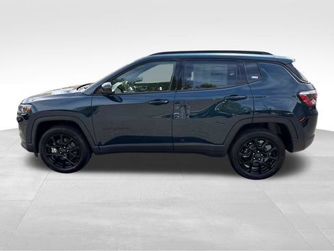 New 2026 Jeep Compass Latitude AWD/4WD image 4