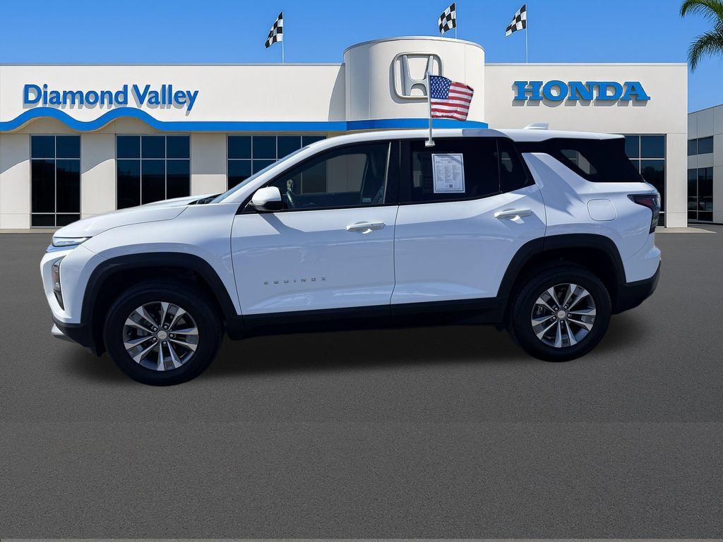 Used 2026 Chevrolet Equinox LT w/ Convenience Package II FWD image 8