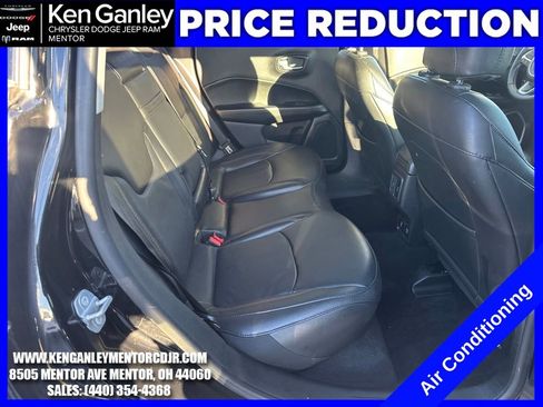 Used 2019 Jeep Compass Limited image 23