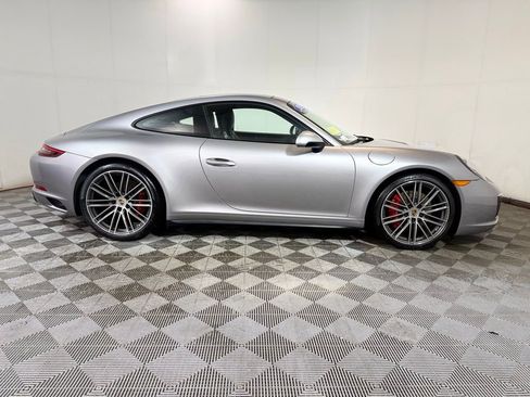 Used 2019 Porsche 911 Carrera 4S AWD/4WD image 7