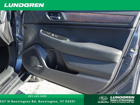 Used 2017 Subaru Outback 2.5i Limited image 8