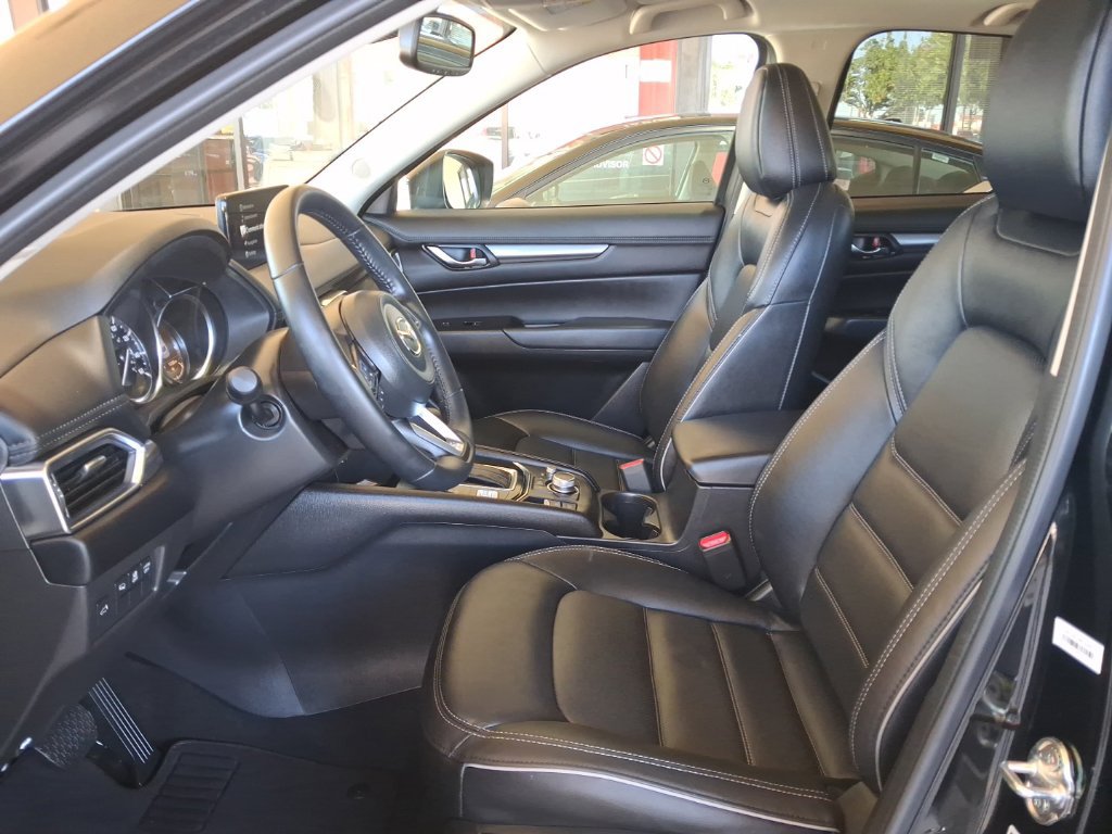 Used 2025 MAZDA CX-5 AWD 2.5 S w/ Preferred Package image 4