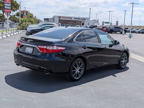 Used 2015 Toyota Camry XSE FWD image 8
