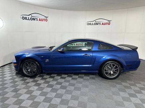 Used 2007 Ford Mustang GT RWD image 3