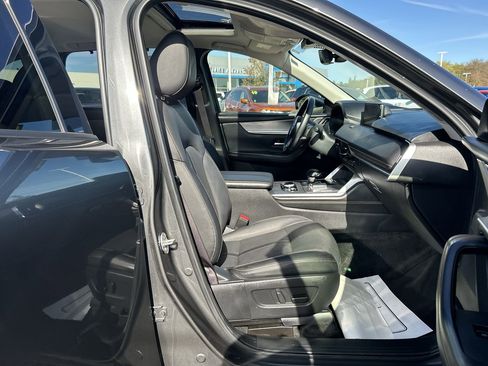 Used 2024 MAZDA CX-90 3.3 Turbo w/ Preferred Plus image 18