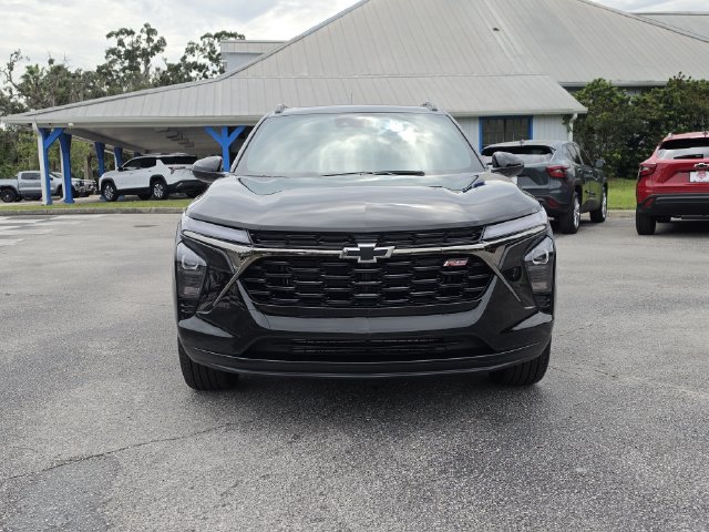 New 2026 Chevrolet Trax RS w/ Sunroof Package FWD image 9
