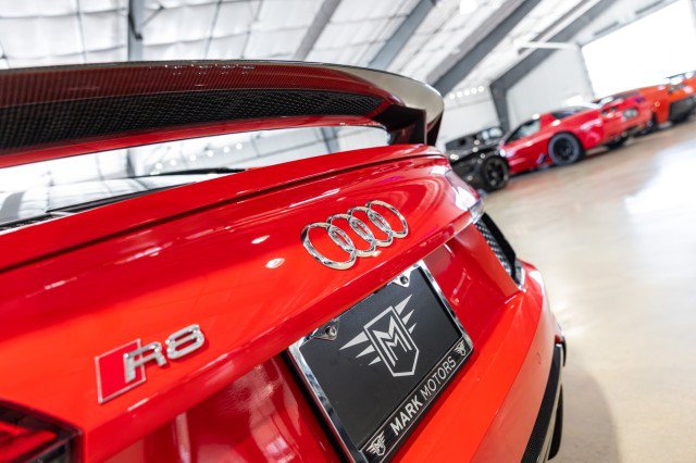 Used 2017 Audi R8 V10 plus AWD/4WD image 19