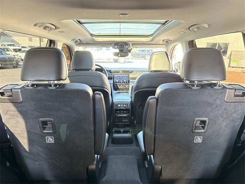 Used 2023 Jeep Grand Cherokee L Limited w/ Trailer Tow Group (B) image 14